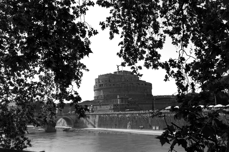 Residence Ugolini,  Cola di Rienzo, castel S. Angelo